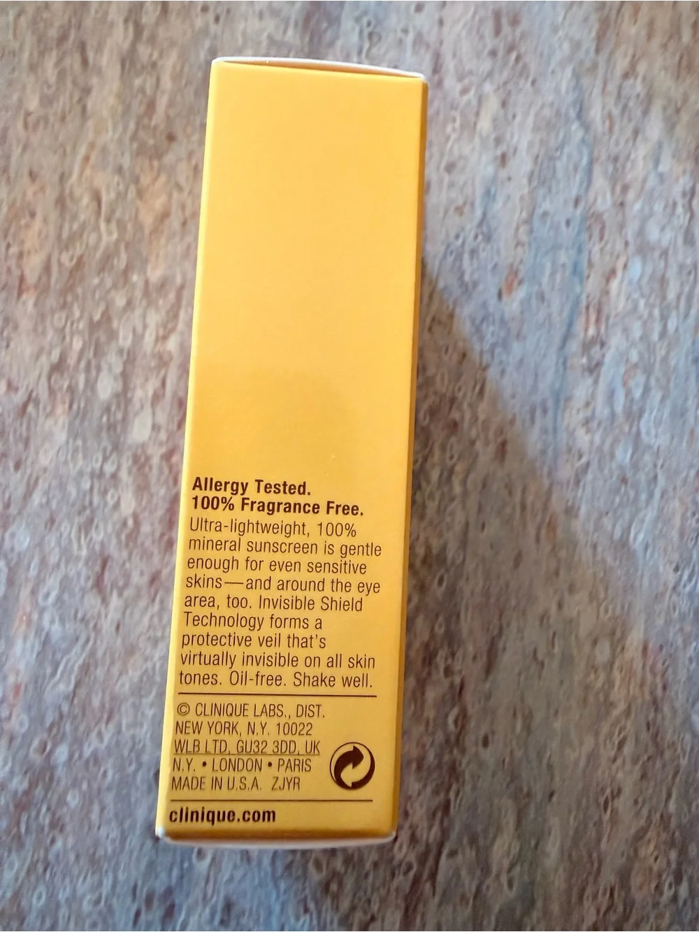 NEW Clinique Mineral Sunscreen Fluid SPF 50